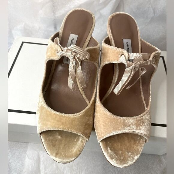 New with box Tabitha Simmons blush velvet peep toe heels size 37 6.5 AND 39 8.5 - Picture 3 of 14